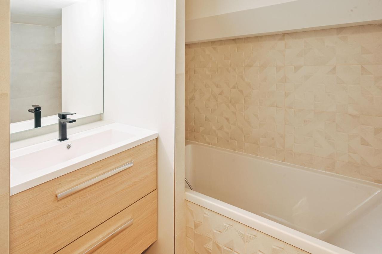 Make My Day 61, Rue Sully Apartment Лион Екстериор снимка